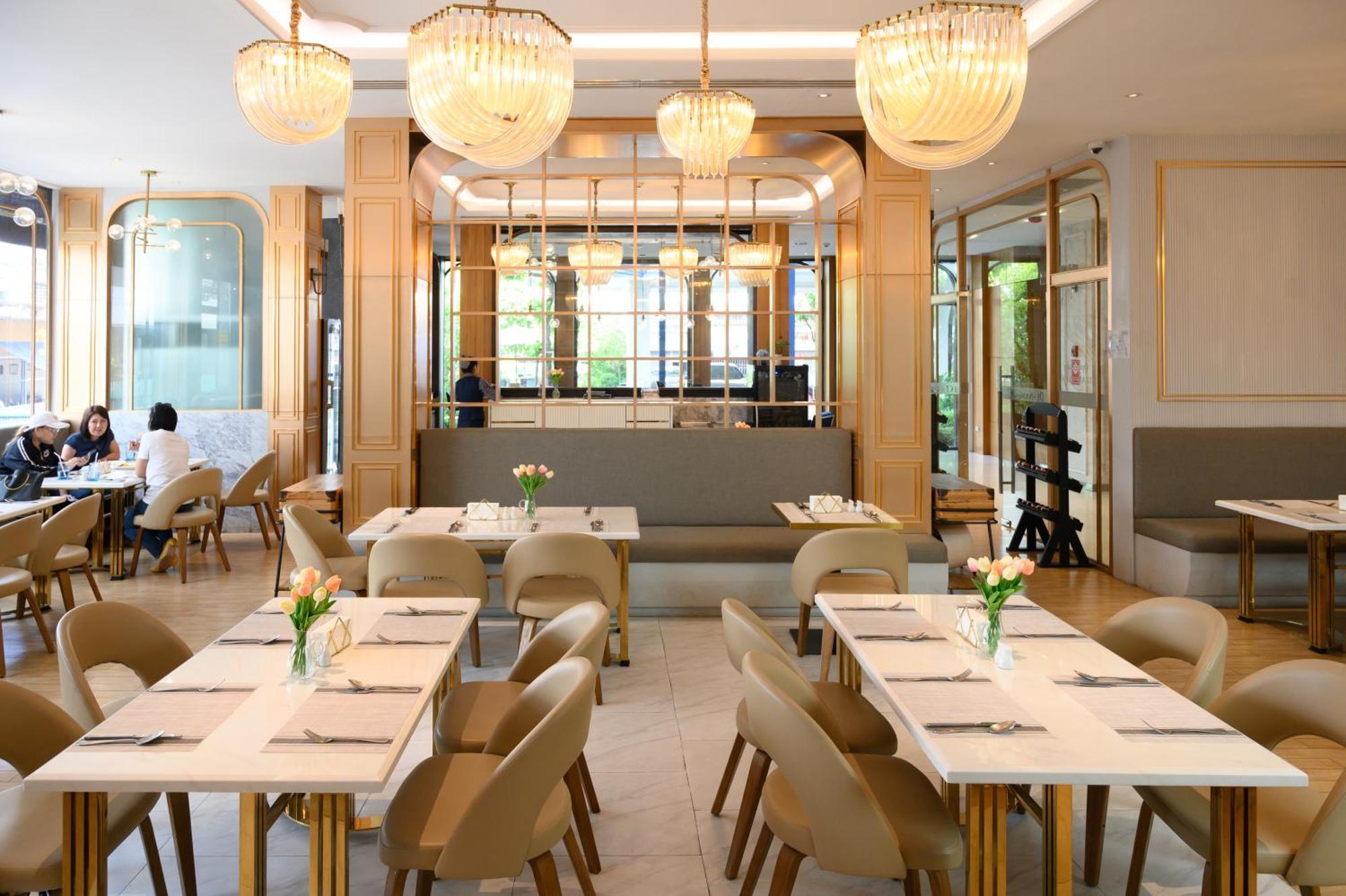 De Princess Hotel Udonthani Экстерьер фото